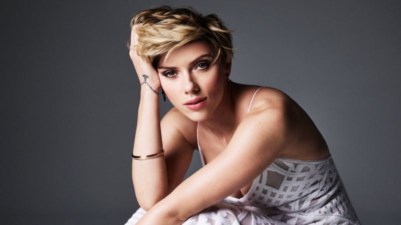 Scarlett Johansson, Cosmopolitan, Most popular celebs (horizontal)