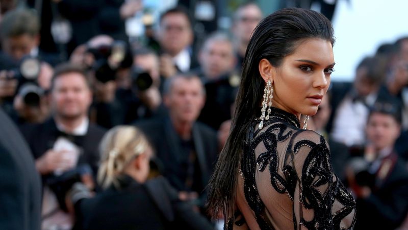 Kendall Jenner, Cannes Film Festival 2016, red carpet (horizontal)
