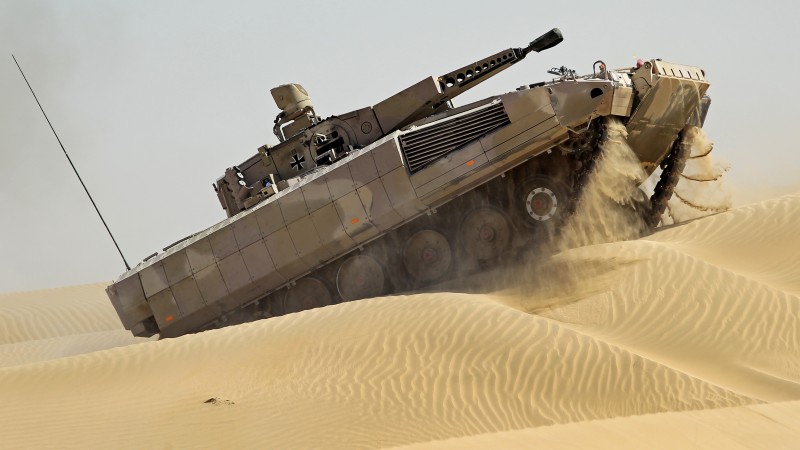 Pume, IFV, Bundeswehr, infantry fighting vehicle, sand, desert (horizontal)