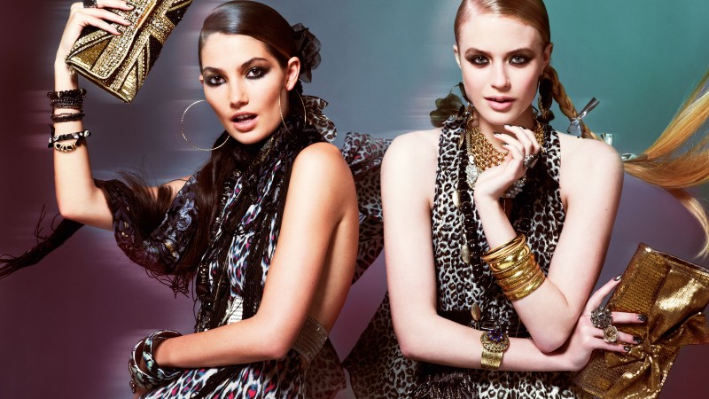 Lily Aldridge, model, fashion, glamour, bag, dress, brunette (horizontal)