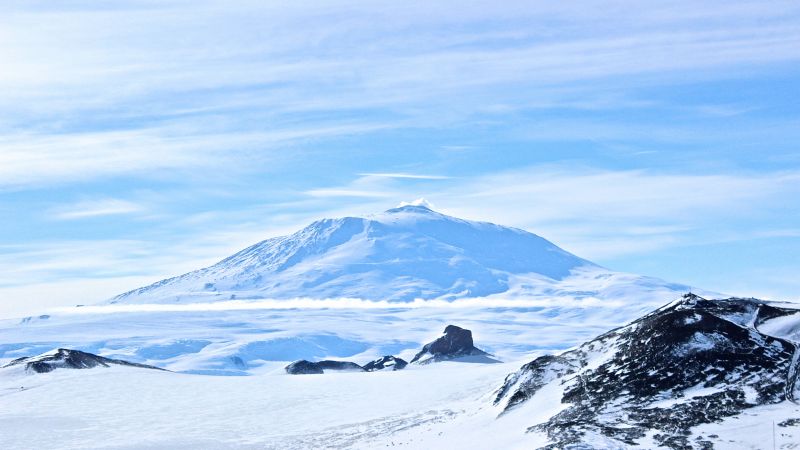 Erebus, Antarctica, volcano, snow, winter, 5k (horizontal)