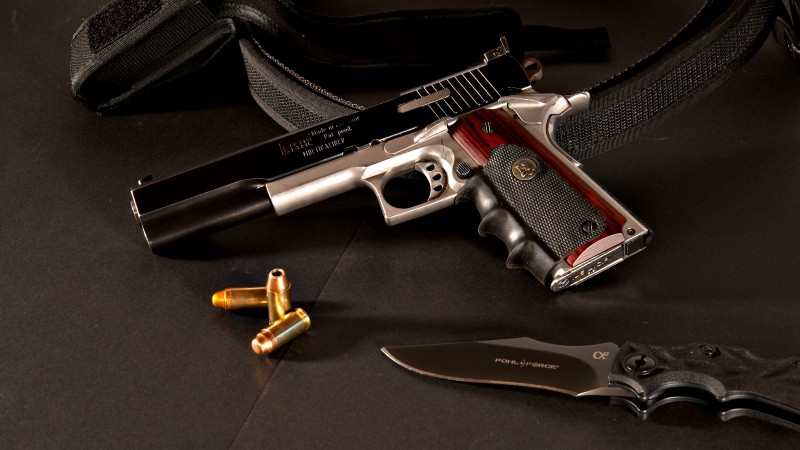 Peters Stahl, pistol, custom, .45, ACP, Colt M1911, Pohl Force, Alpha 2, knife (horizontal)