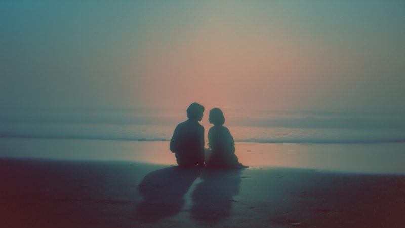 beachside bliss wallpaper, coastal aesthetic, intimate moments, background for desktop wallpaper (horizontal)