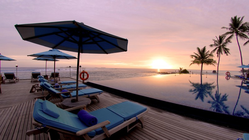 Anantara Veli Resort & Spa, Maldives, Best Hotels of 2017, tourism, travel, resort, vacation, sunbed, sunset, sunrisem pool, sea, ocean (horizontal)