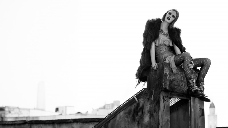 Ashleigh Good, Top Fashion Models 2015, model, As The City Grows Dark (horizontal)