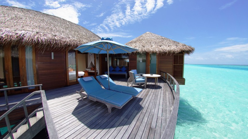 Anantara Kihavah Resort, Maldives, Best Hotels of 2017, Best Beaches in the World, tourism, travel, resort, vacation, sunbed (horizontal)