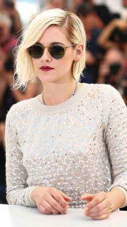 Kristen Stewart, Cannes 2016, Cannes Film Festival 2016 (vertical)