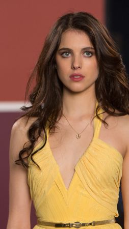 The Nice Guys, Margaret Qualley, yellow dress, best movies of 2016 (vertical)