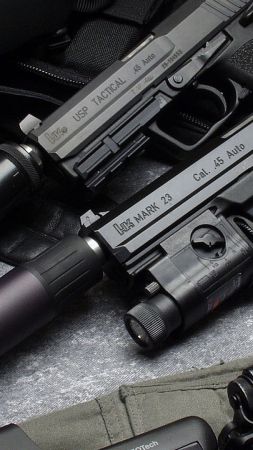 Heckler & Koch, mark 23, pistol, silencer (vertical)
