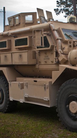 Cougar vehicle, MRAP, infantry mobility vehicle, armoured vehicle, U.S. Army, USMC, Cougar HE (vertical)