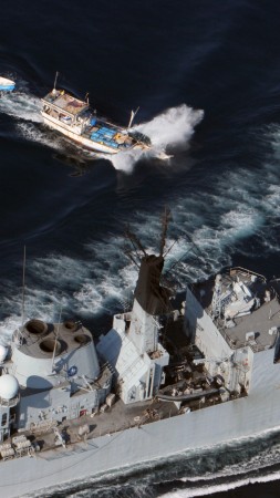 HMS Cumberland, F85, frigate, Type 22, Royal Navy, Somali, pirate, mother ship (vertical)