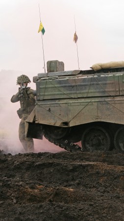 Marder, IFV, soldier, infantry fighting vehicle, Bundeswehr, dirt (vertical)