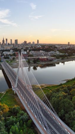 Poland, Warsaw, Vistula River, Swietokrzyski Bridge (vertical)
