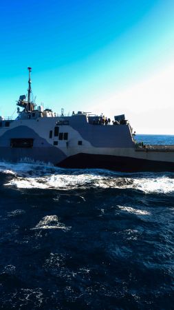 USS Freedom, LCS-1, lead ship, Freedom class, littoral combat, USA Navy (vertical)