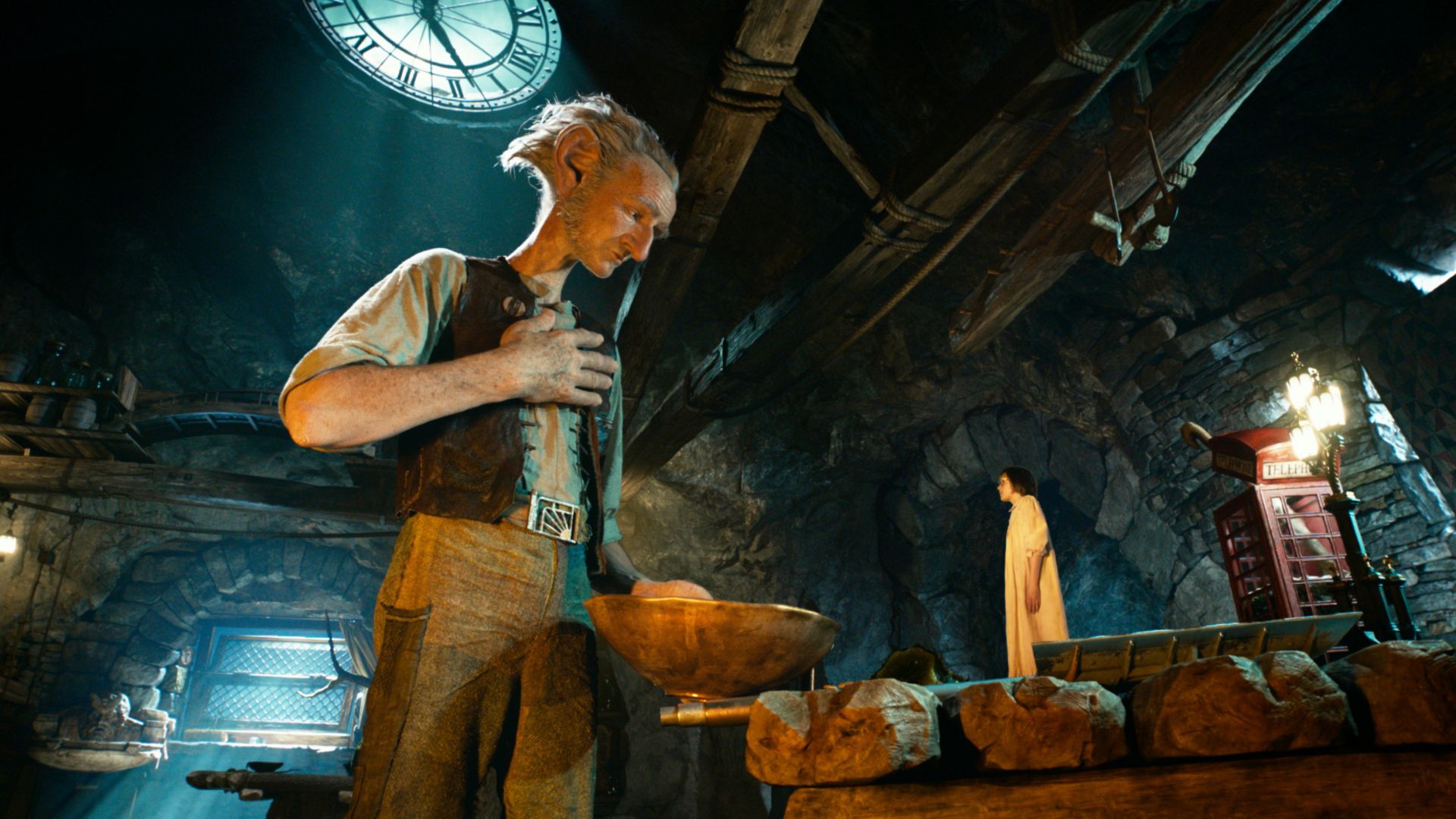 The BFG, Giant, Sophie, Ruby Barnhill, best movies 2016 (horizontal)