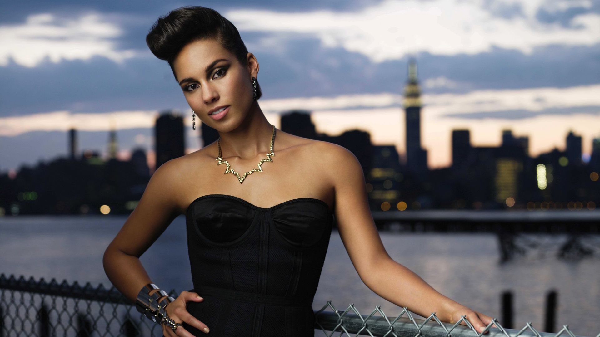 Alicia Keys, Most Popular Celebs, singer, songwriter, record producer, actress, car, taxi (horizontal)