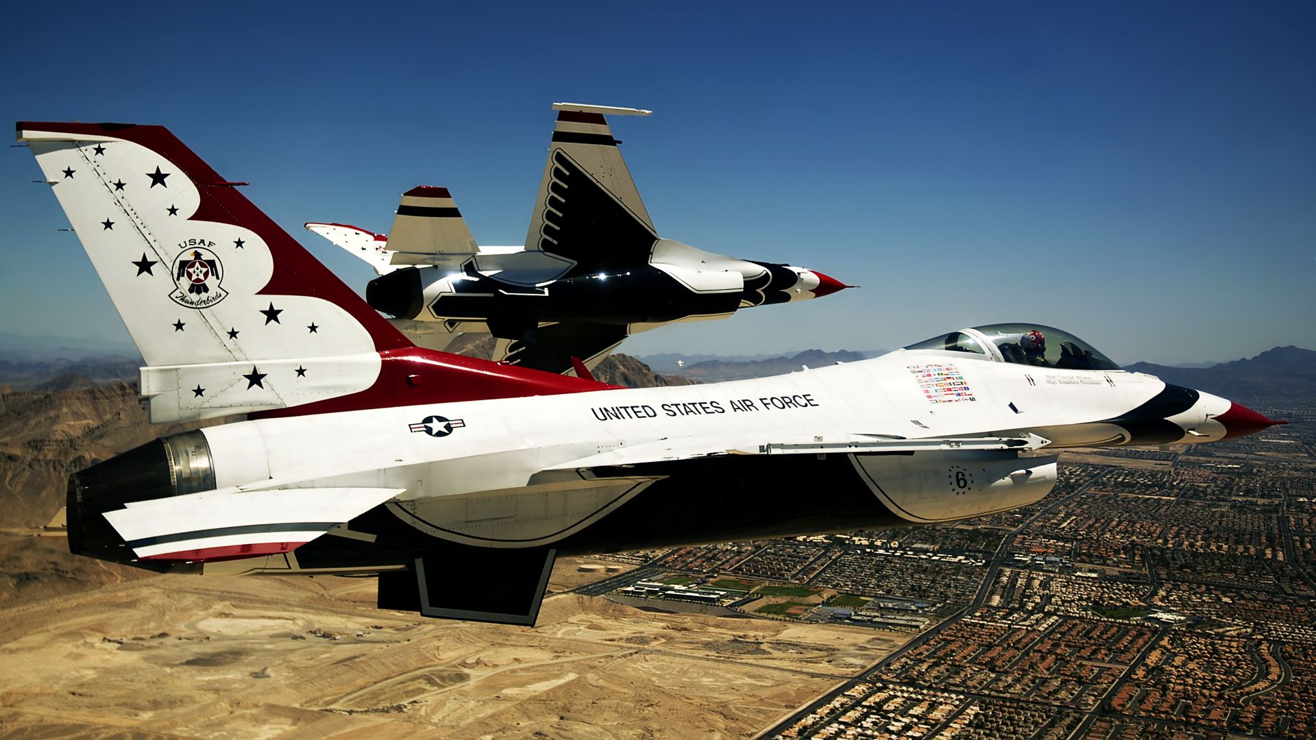 Thunderbird f-16, fighter aircraft, U.S. Airforce (horizontal)
