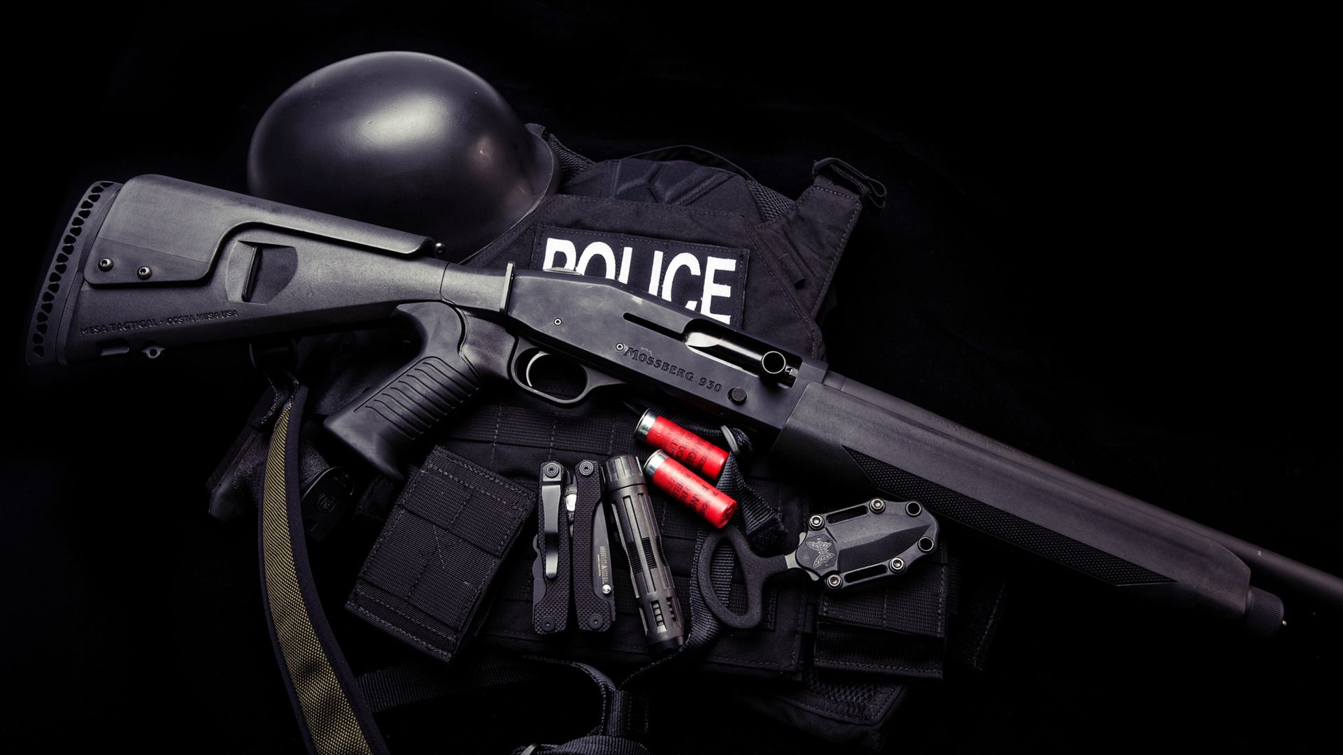 Mossberg 930, shotgun, police, knife, uniform, Ammunition (horizontal)