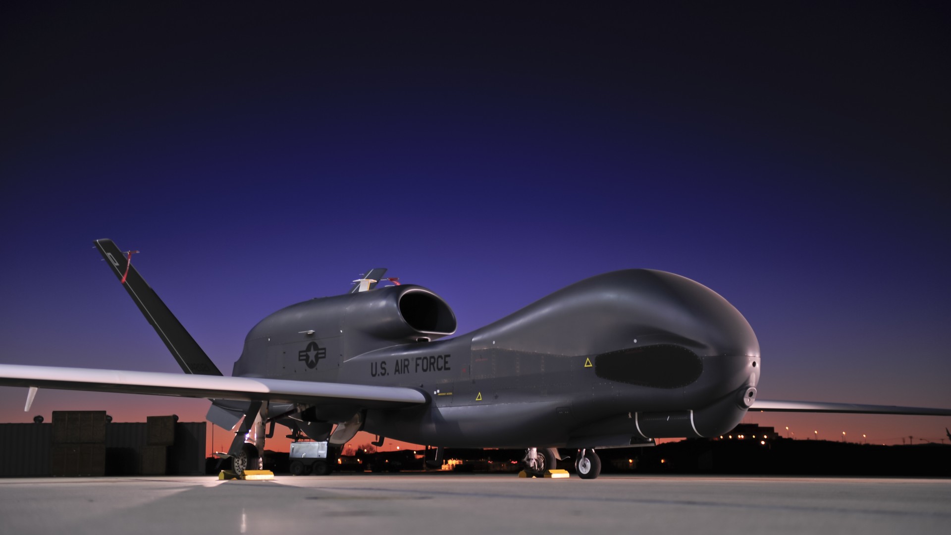 RQ-4, Global Hawk, Northrop Grumman, drone, Surveillance UAV, UAV, USA Army, U.S. Air Force, airdrome, sunset (horizontal)