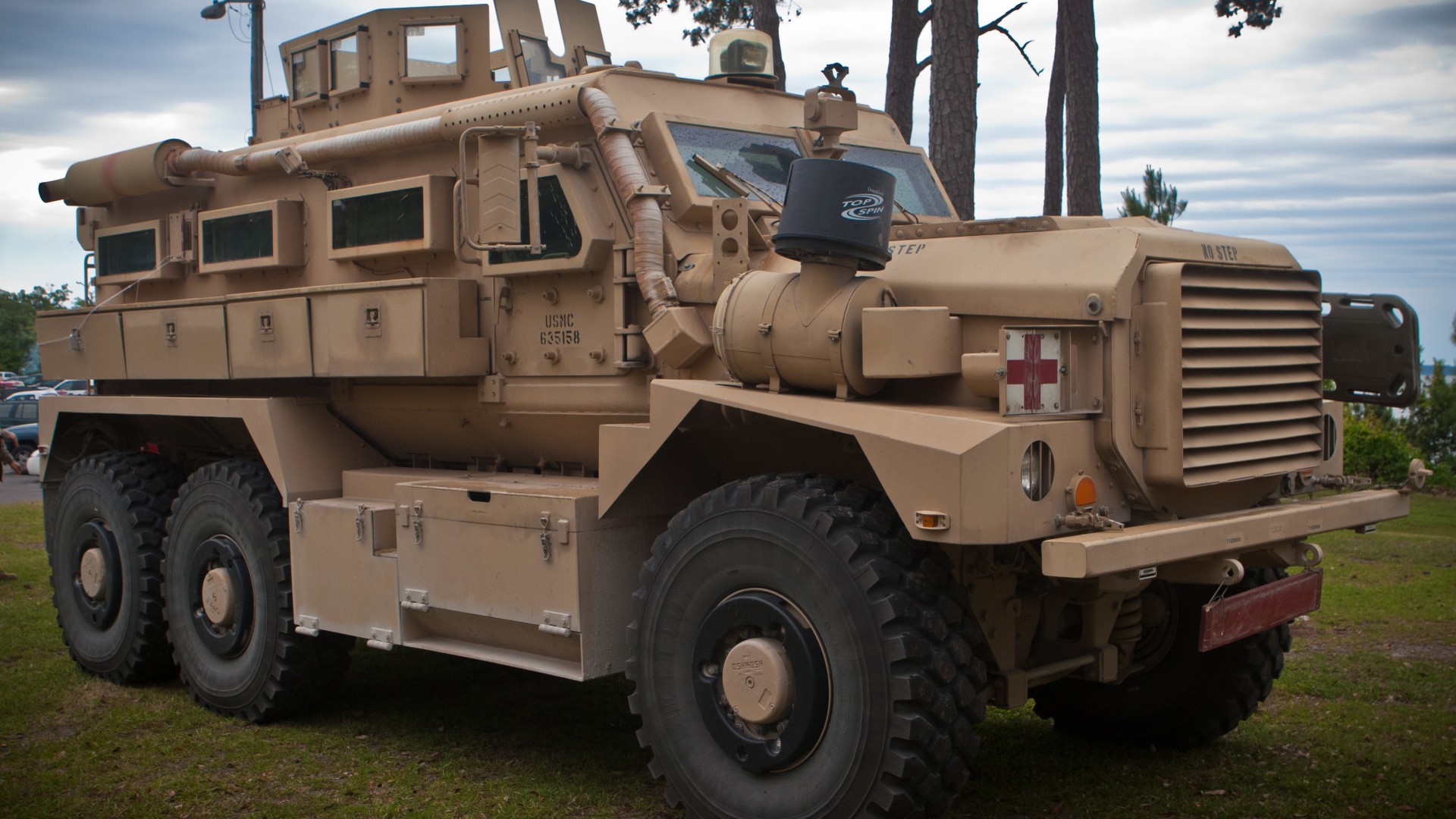 Cougar vehicle, MRAP, infantry mobility vehicle, armoured vehicle, U.S. Army, USMC, Cougar HE (horizontal)