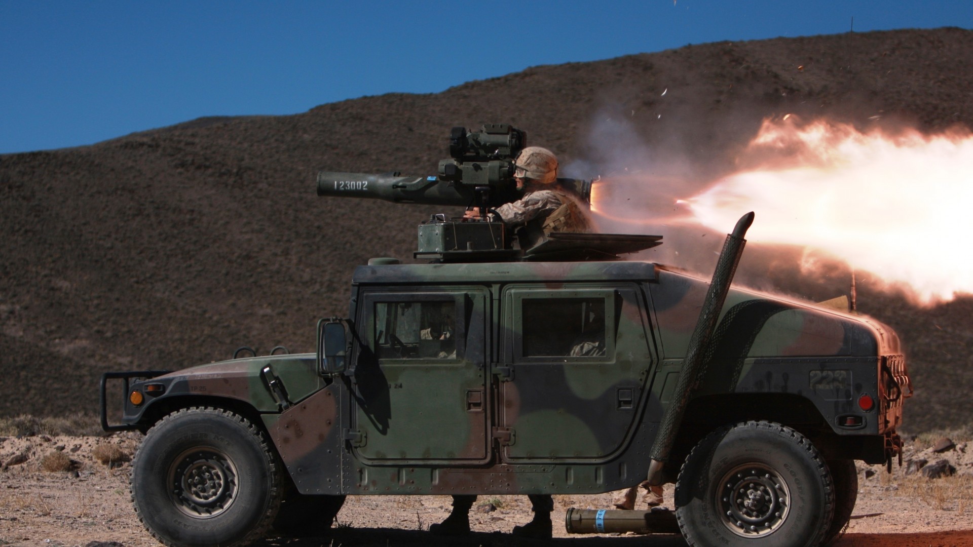Humvee, HMMWV, SUV, rocket launch, soldier, U.S. Army (horizontal)