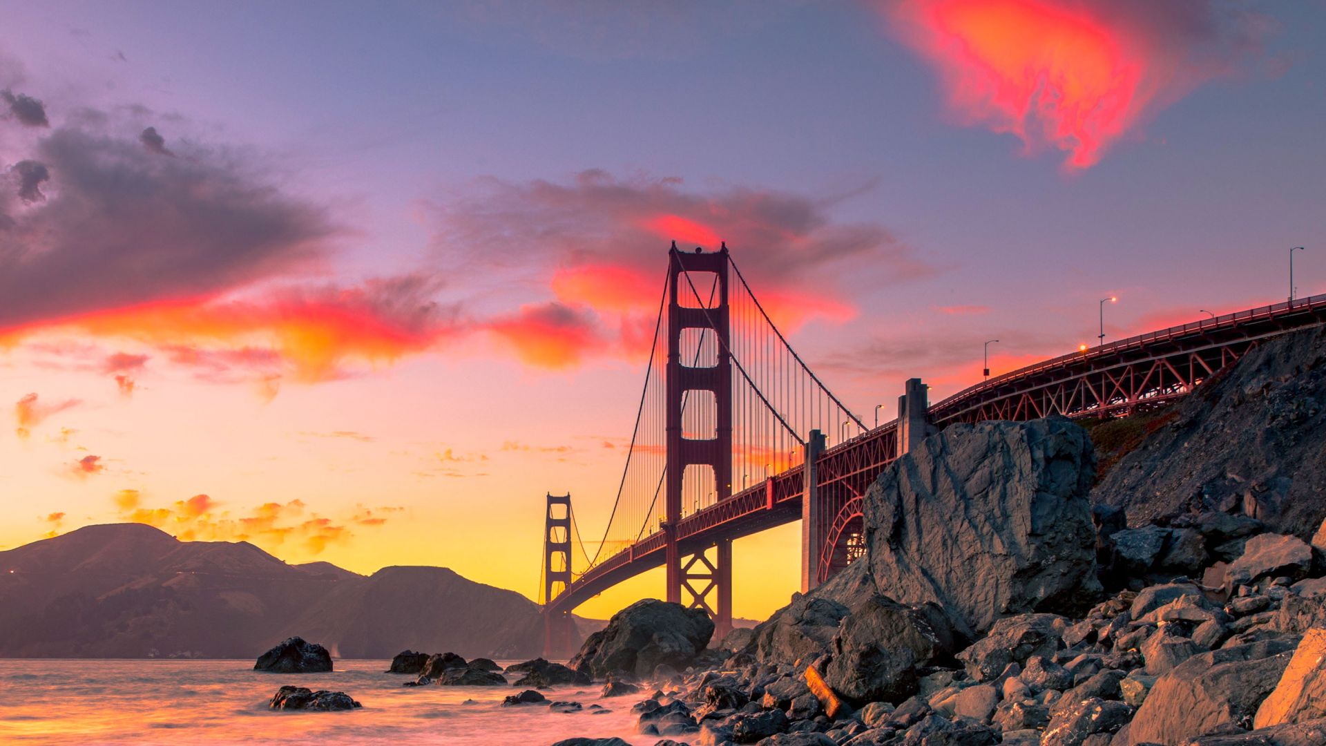 Golden Gate Bridge, San Francisco, USA, autumn, 4K (horizontal)