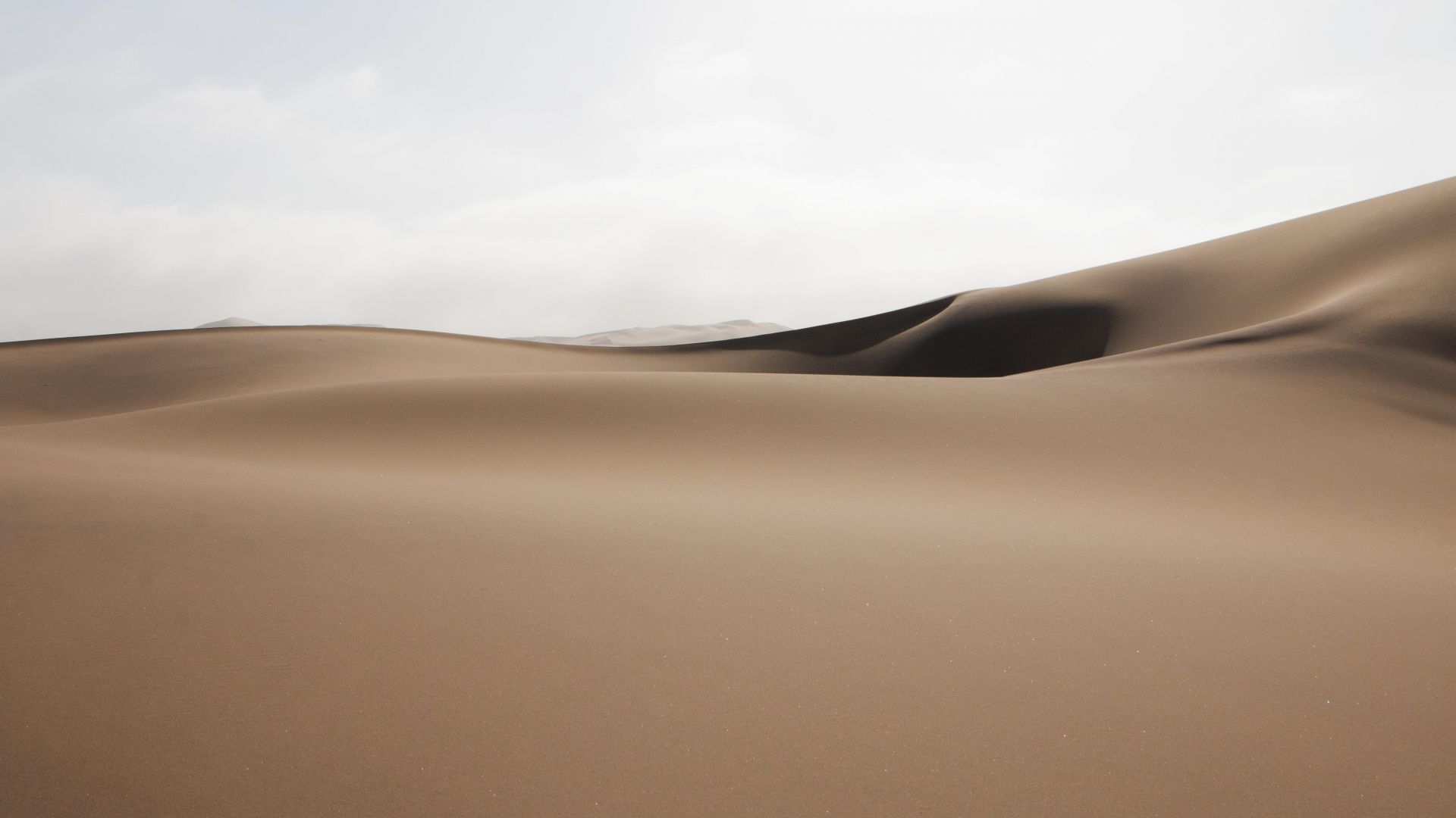 Desert, Sossusvlei, Namibia, 5K (horizontal)
