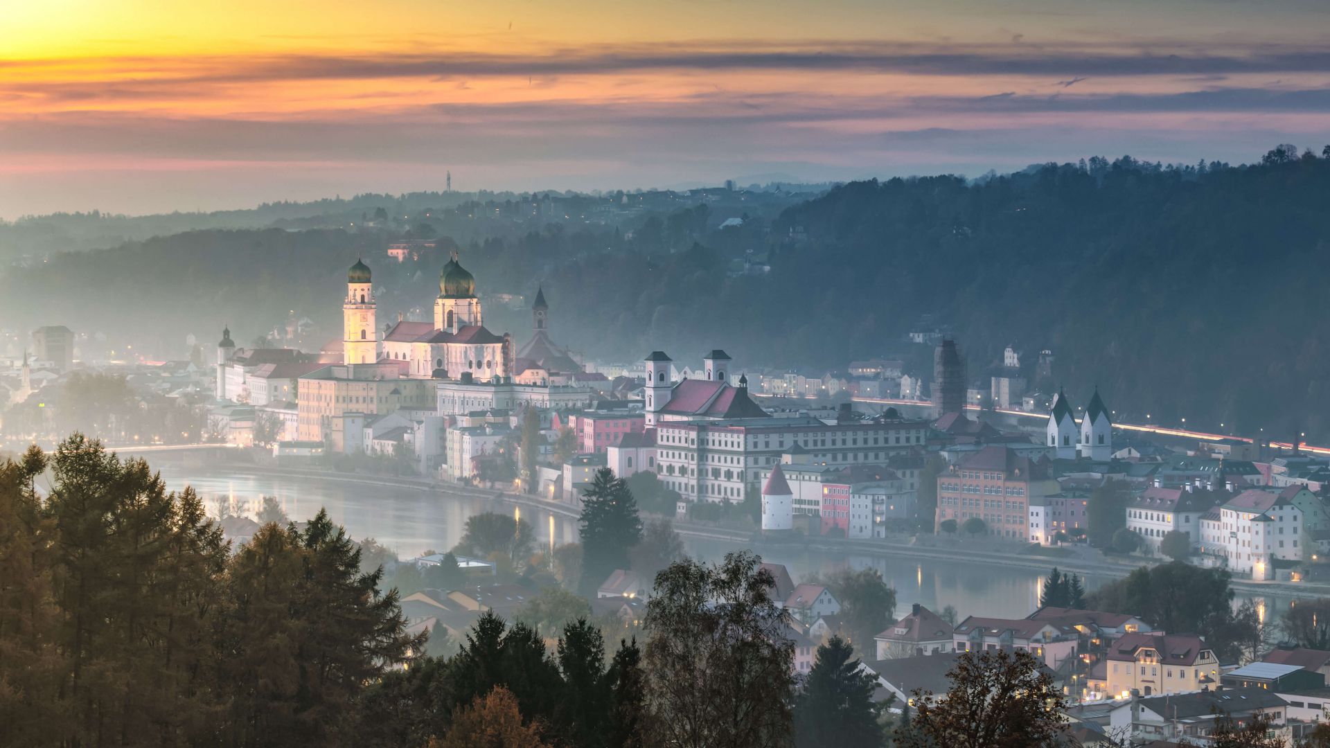 Dreiflüssestadt, Abenddämmerung, Passau, Bayern, Germany, sky, sunset, 4K (horizontal)