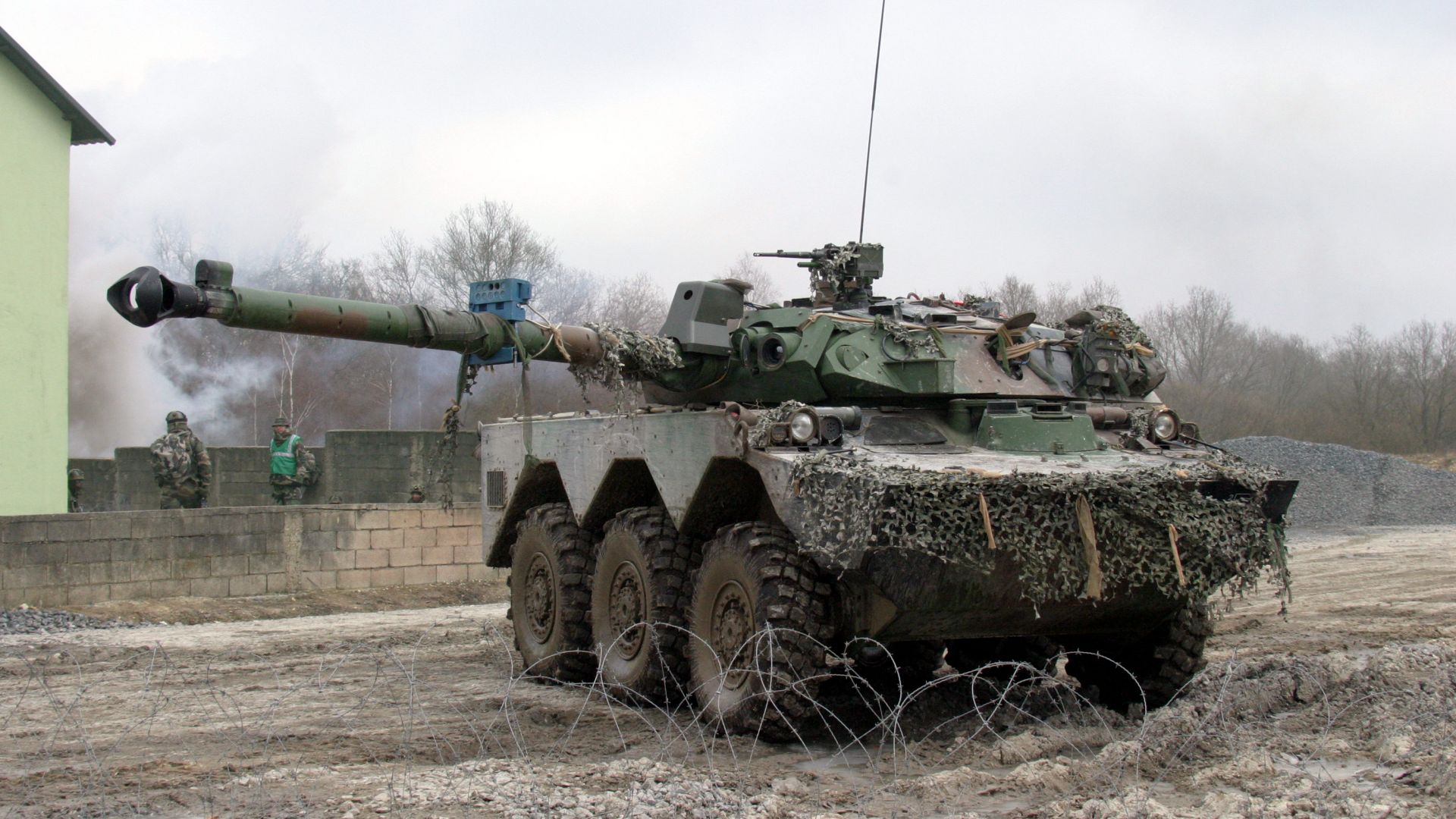AMX-10 RC in Ukraine, 4K (horizontal)