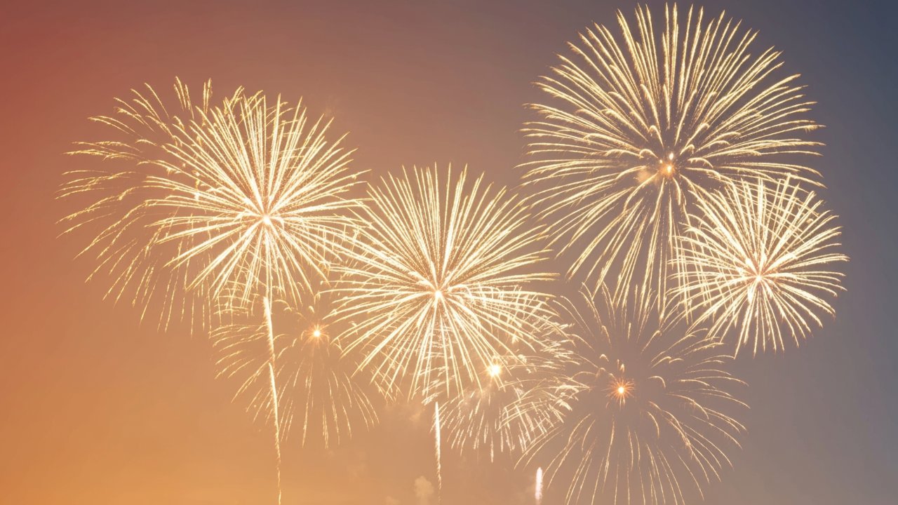 fireworks wallpaper, countdown, holiday traditions, background for desktop wallpaper (horizontal)