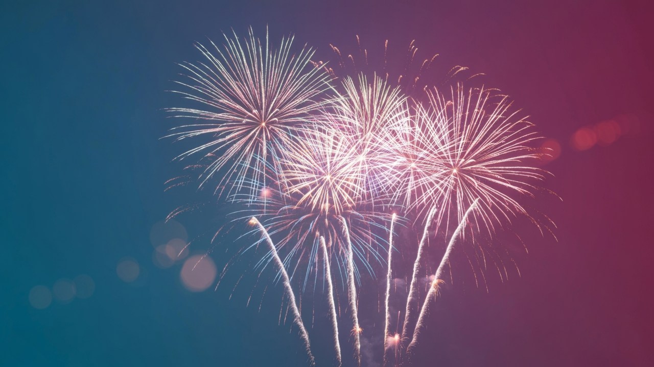 fireworks wallpaper, countdown, new years celebrations, background for desktop wallpaper (horizontal)
