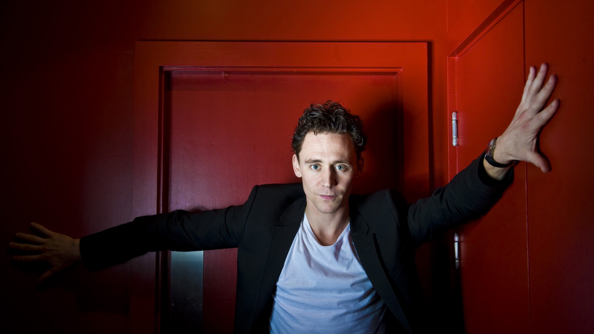 Tom Hiddleston. 