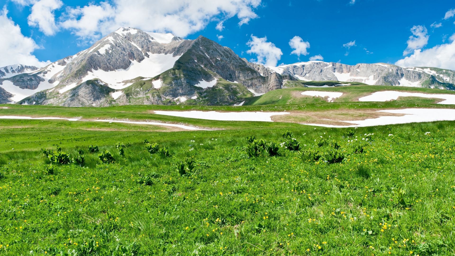 Mountains, 4k, HD wallpaper, meadows, sky, grass (horizontal)