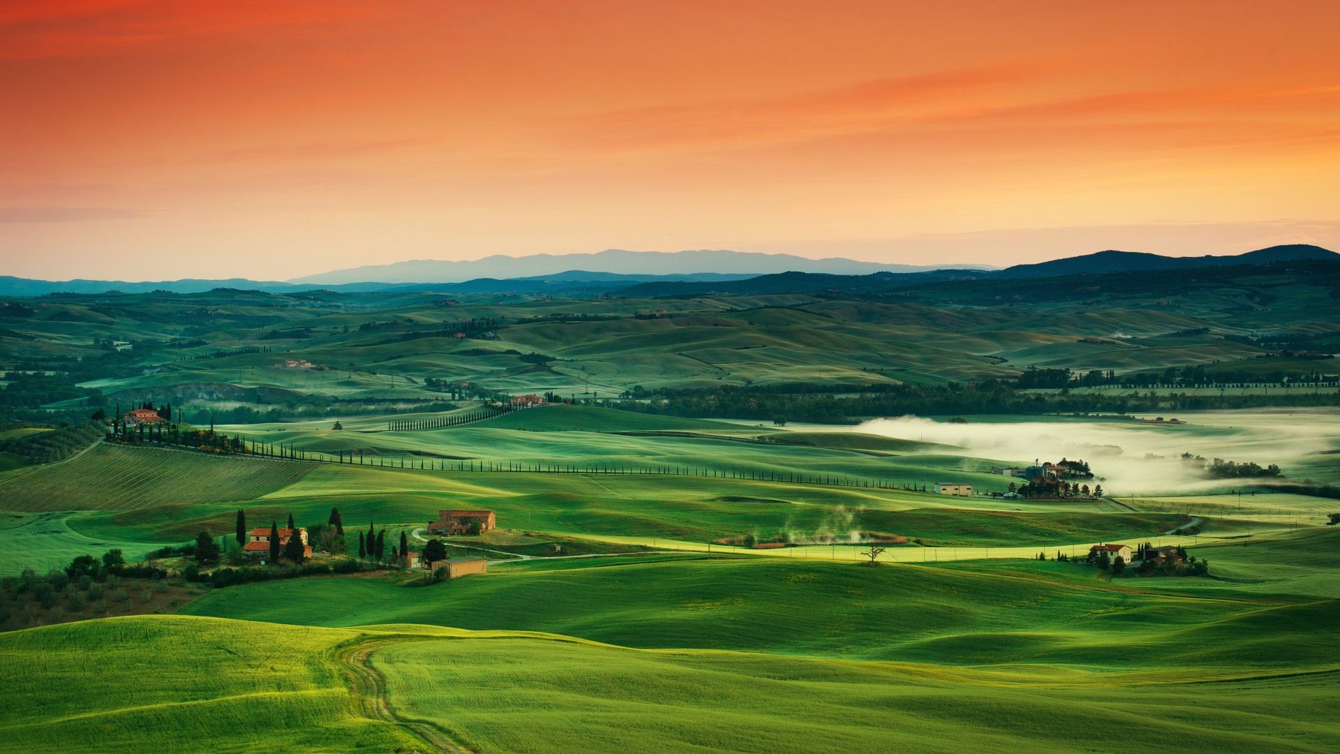 Tuscany, 5k, 4k wallpaper, 8k, Italy, landscape, village, field, sunset, sky, grass (horizontal)