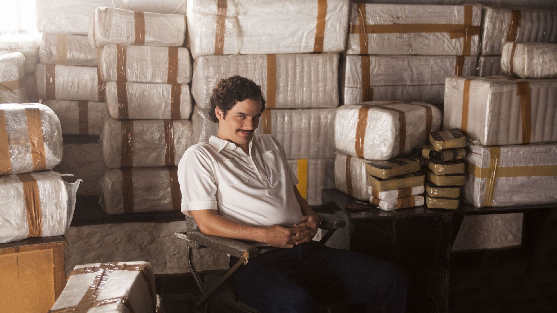 Narcos, serial, Wagner Moura, Pablo Escobar, Raúl Méndez (horizontal)