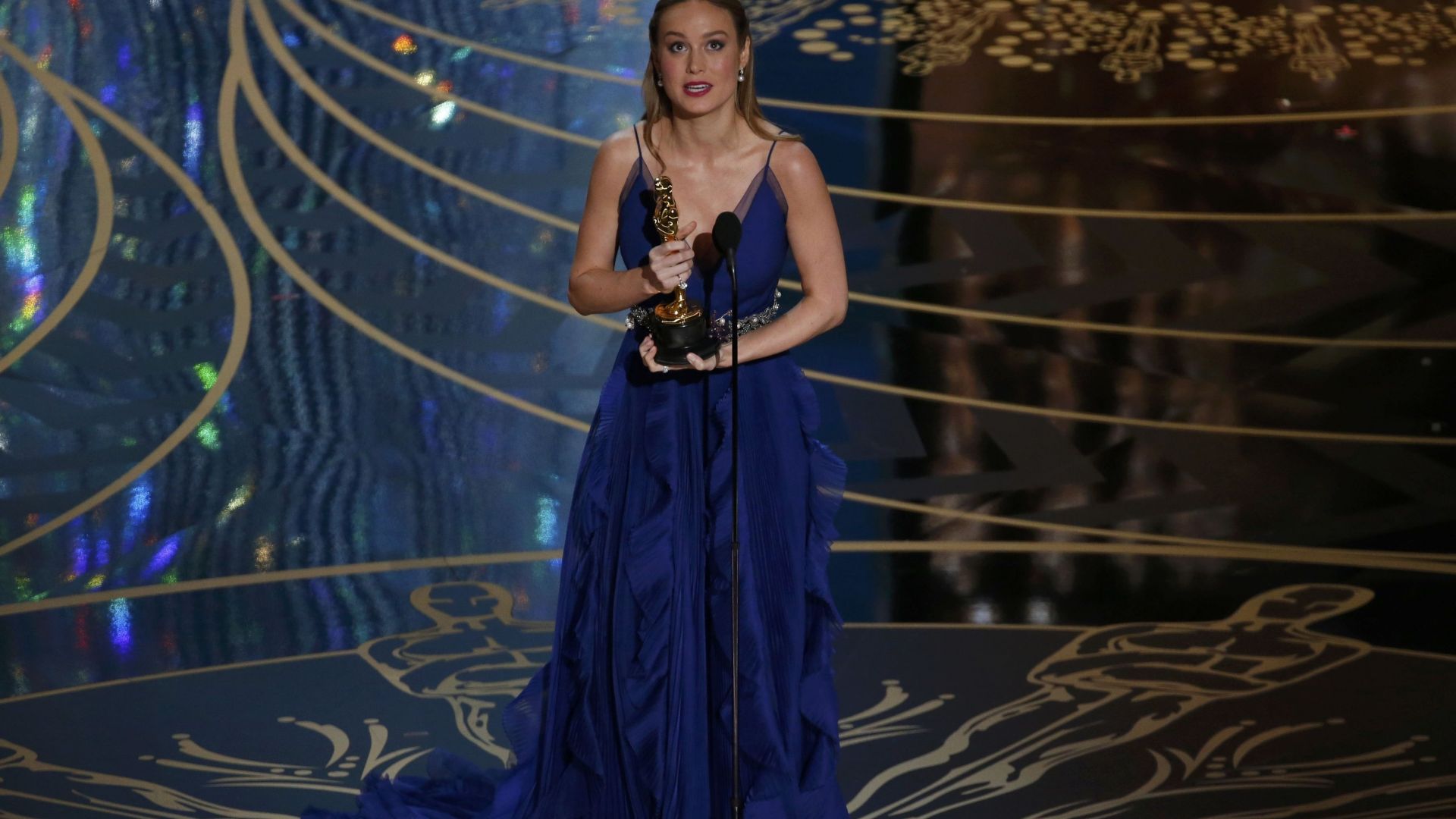 Brie Larson, Oscar 2016, red carpet, Most popular celebs, actress (horizontal)