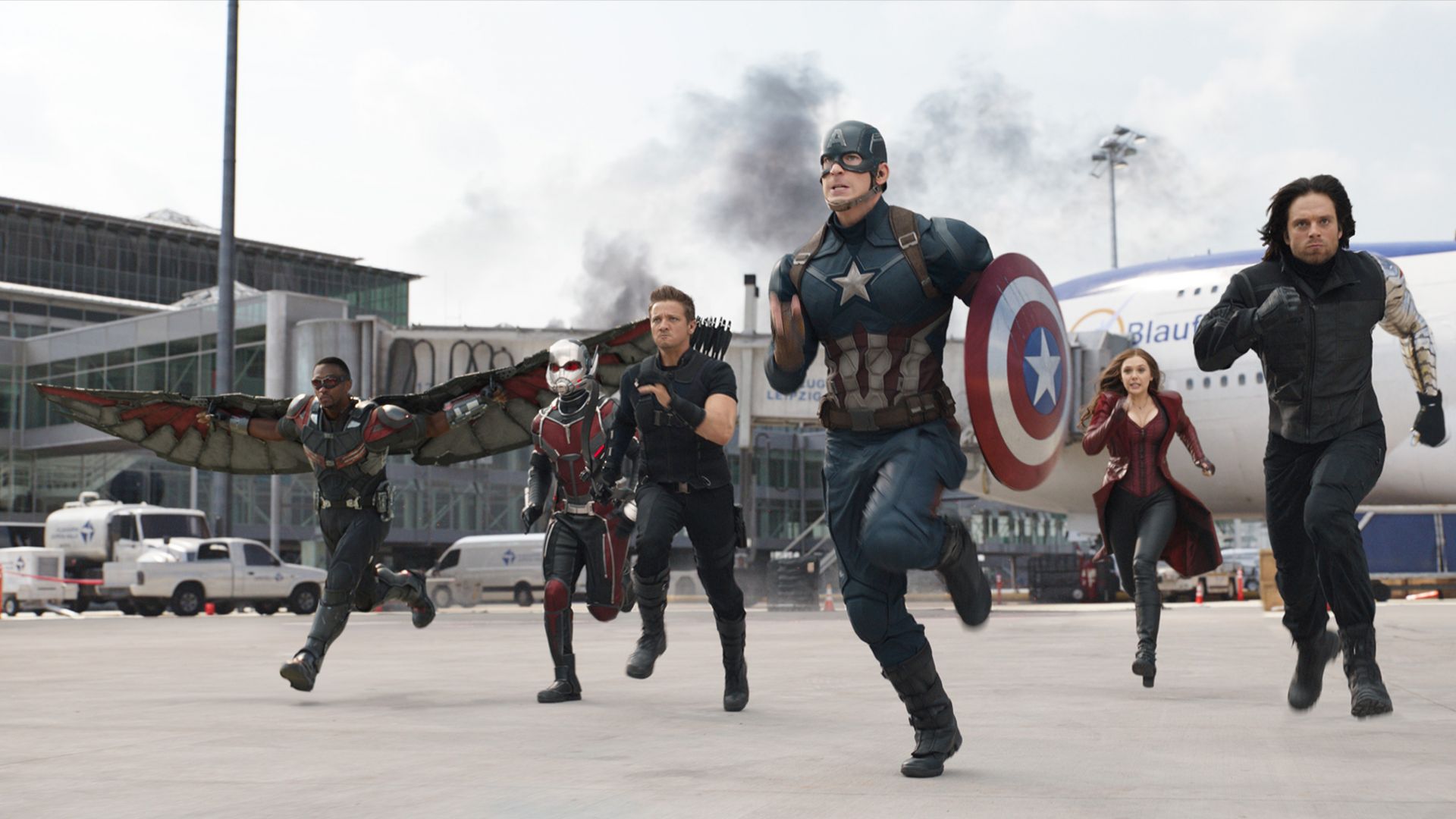 Captain America 3: civil war, Chris Evans, Anthony Mackie, Jeremy Renner, Marvel, best movies of 2016 (horizontal)