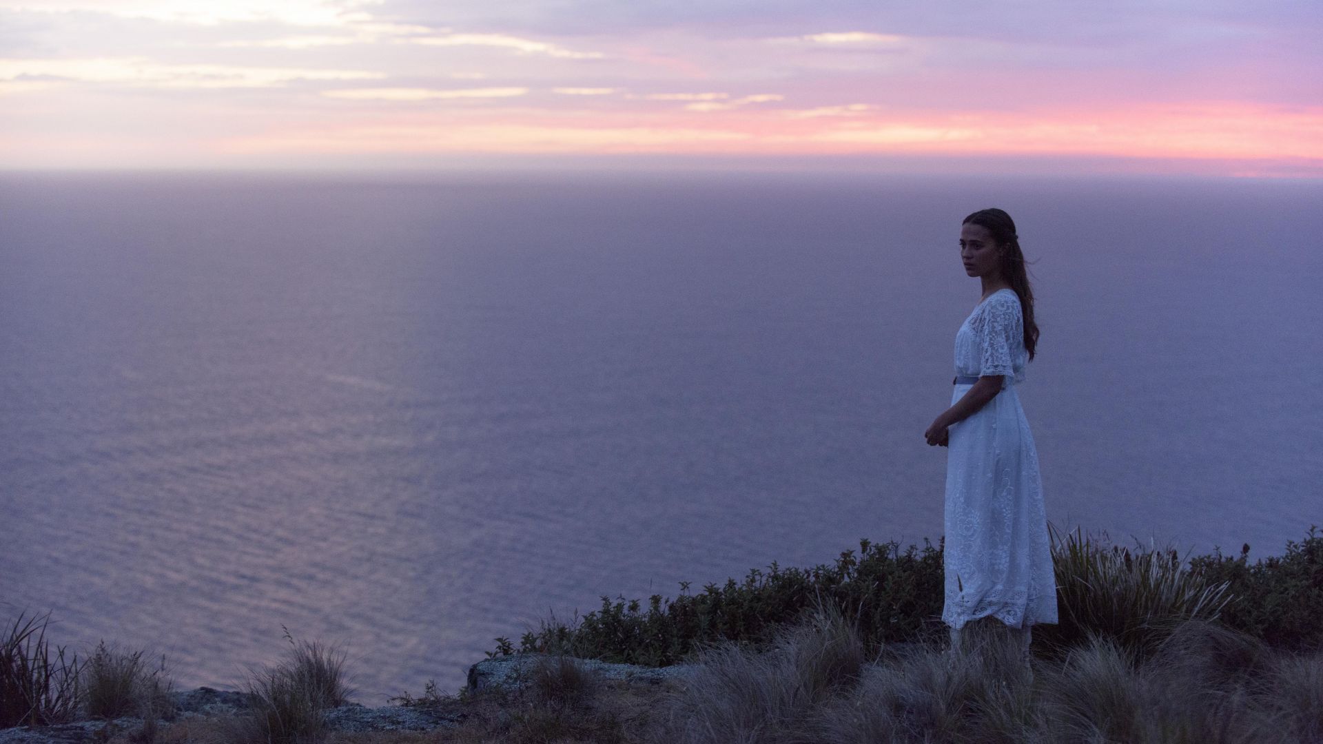 The Light Between Oceans, Michael Fassbender, Alicia Vikander, best movies of 2016 (horizontal)