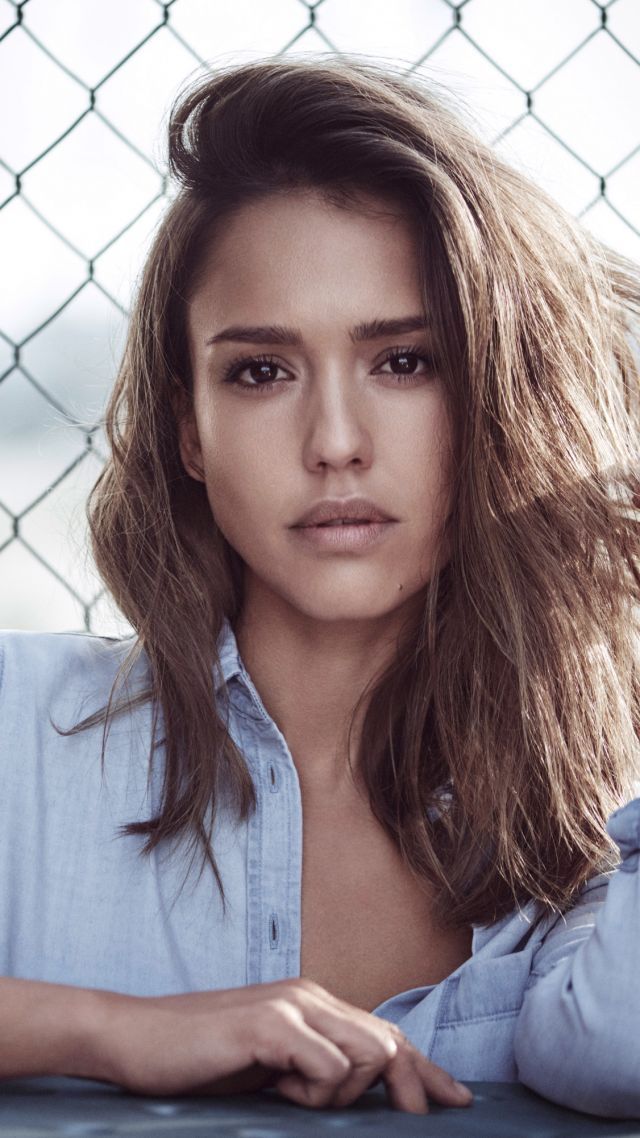 Jessica Alba, Actress, television star, body, swimsuit, red lips, sunny day, brunette (vertical)