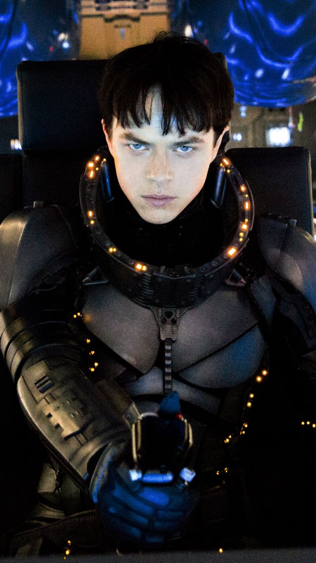 Valerian and the City of a Thousand Planets, Dane DeHaan, Luc Besson (vertical)