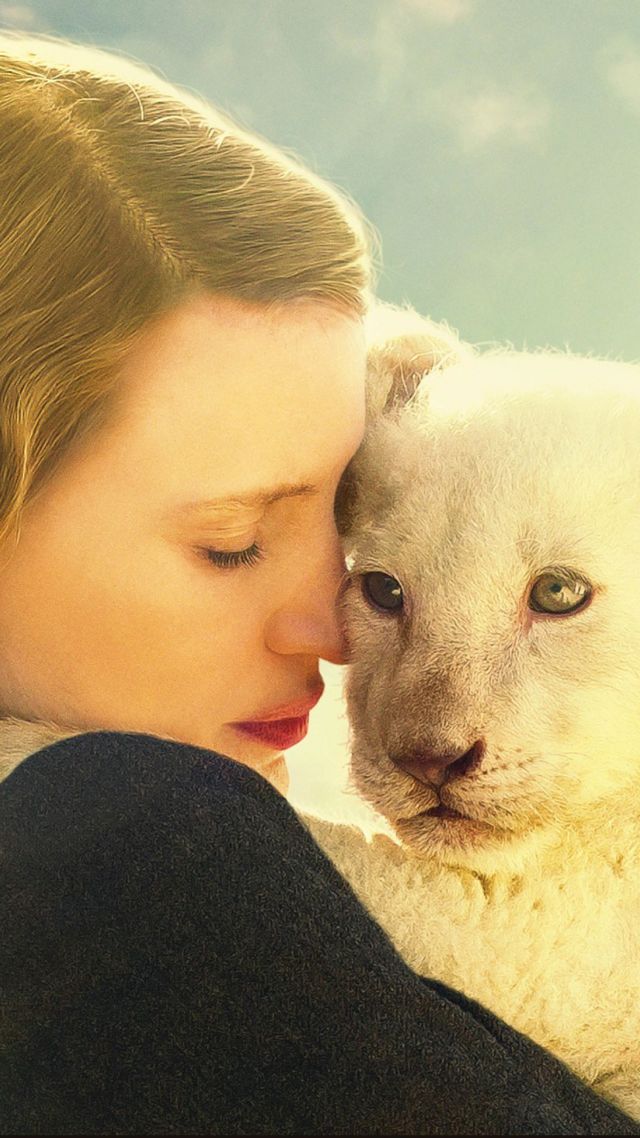 The Zookeeper's Wife, Jessica Chastain, lion (vertical)
