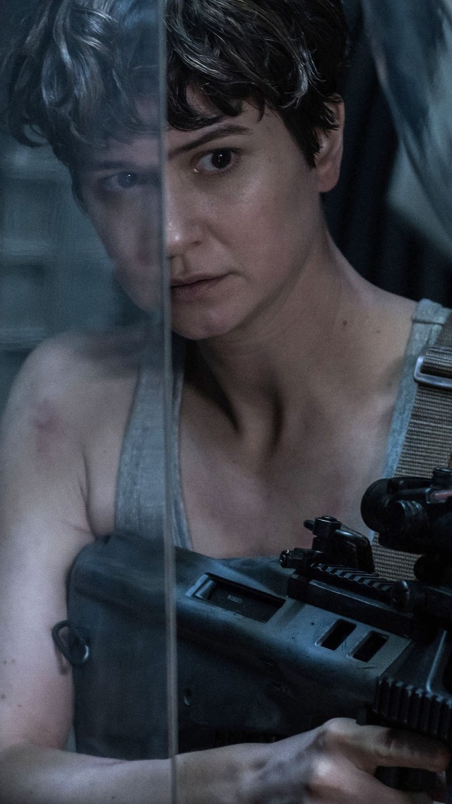 Alien: Covenant, Katherine Waterston, best movies (vertical)