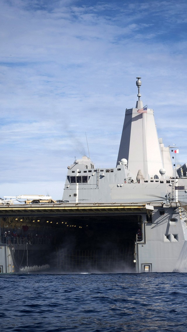 USS Anchorage, transport dock, amphibious, LPD-23, San Antonio-class, helicopter, U.S. Navy (vertical)