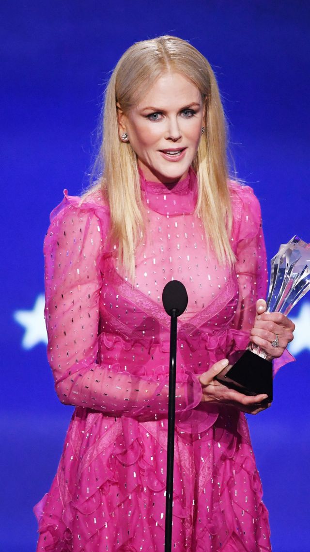 Nicole Kidman, dress, Critics' Choice Awards 2018, blonde, 4k (vertical)