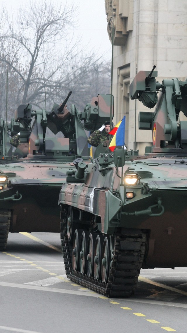 MLI-84, IFV, MLI-84M, infantry fighting vehicle, MICV, Romanian Armed Forces, parade (vertical)