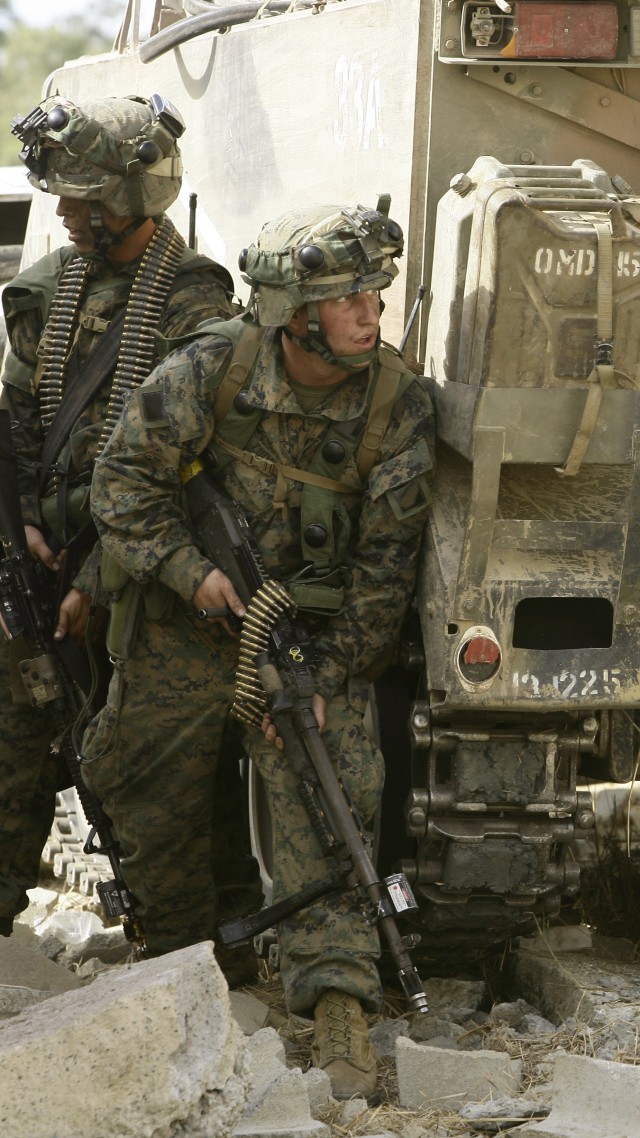 U.S. Marine, soldier, training, rifle, vehicle, M113, LMG, U.S. Army (vertical)