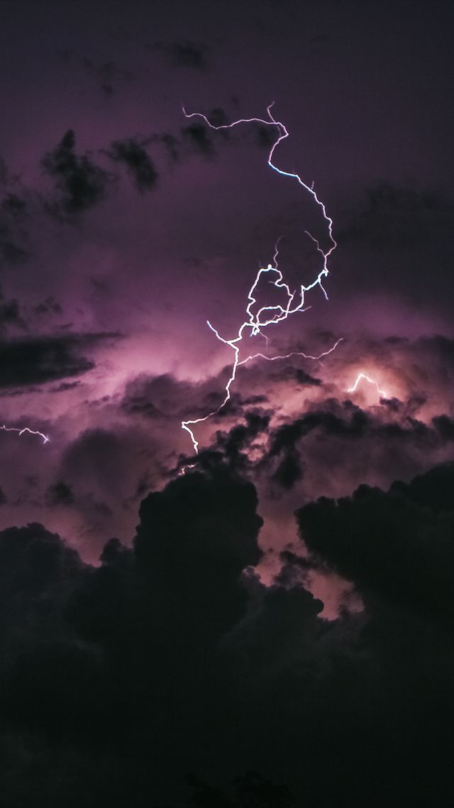 Storm, Lightning, 5K (vertical)