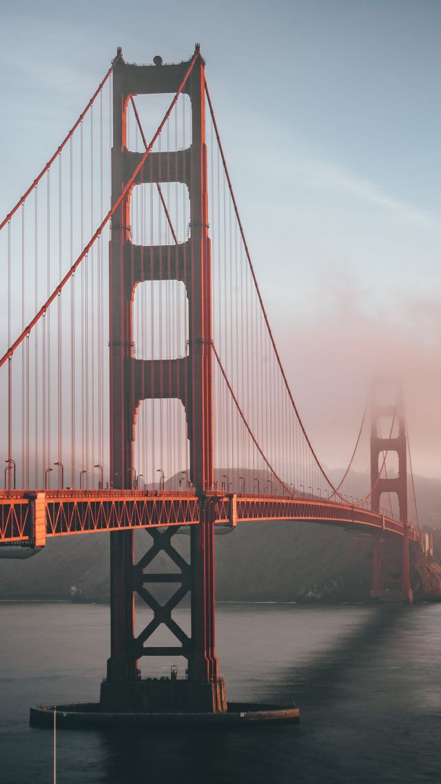 Bridge, Golden Gate, 6K (vertical)