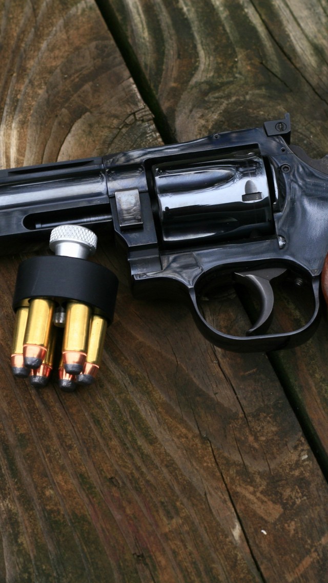 Dan Wesson, revolver, DWA, custom, DW, .357, Magnum, speedloader, wooden flooring (vertical)