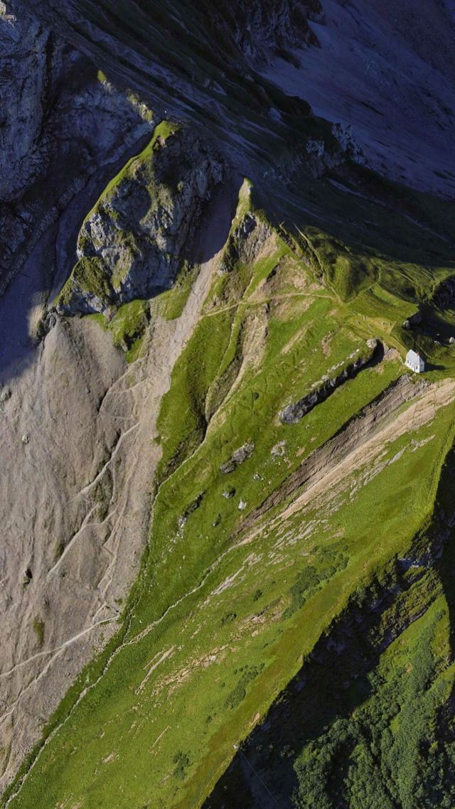 Mount Pilatus, Switzerland, Google Pixel 4, Android 10, 4K (vertical)